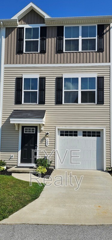 Building Photo - 129 Grass Ct