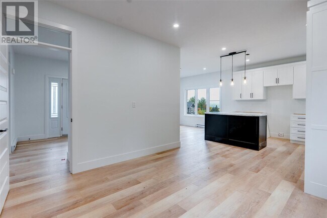 Building Photo - 8 Briens Rd