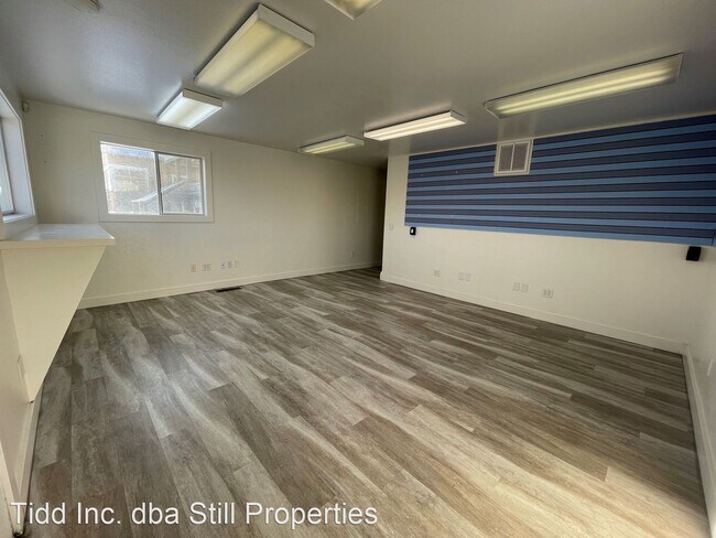 Building Photo - Studio, 1 bath House - 400 S Mission