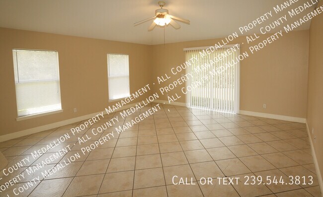 Foto del edificio - 4754 Leonard Blvd S