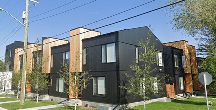 Building Photo - 4927 21a St SW