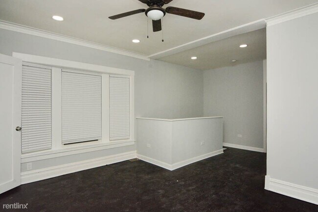 Building Photo - 3 br, 1 bath Duplex - Urban Abodes Unequal...