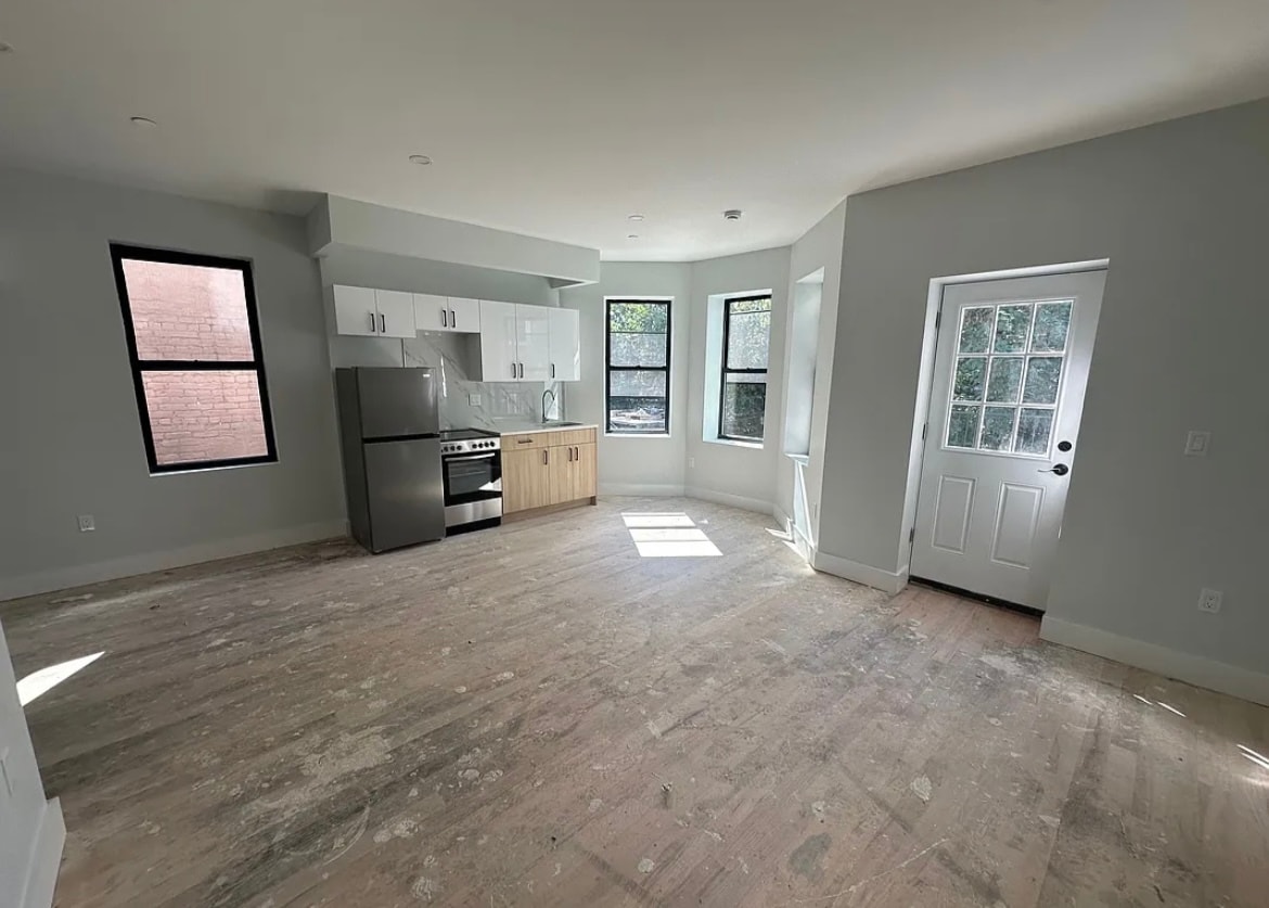 Primary Photo - 1330 Prospect Pl