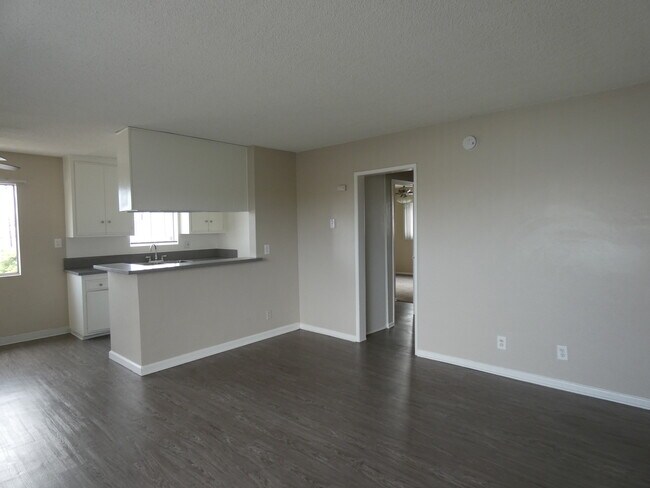 Foto del edificio - 535 W 3rd St