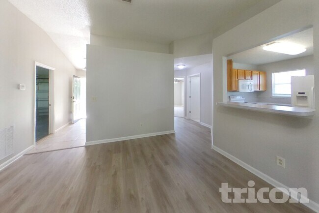 Foto del edificio - 3224 Bliss Rd