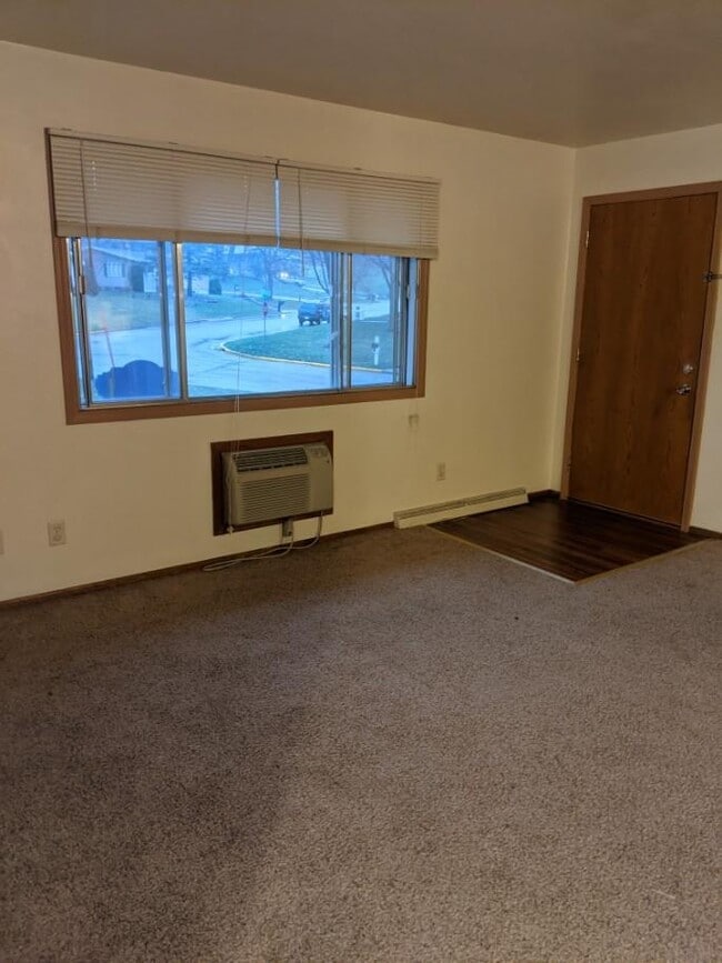 1414 Martiny Ct, Baraboo, WI 53913 Apartments in Baraboo, WI