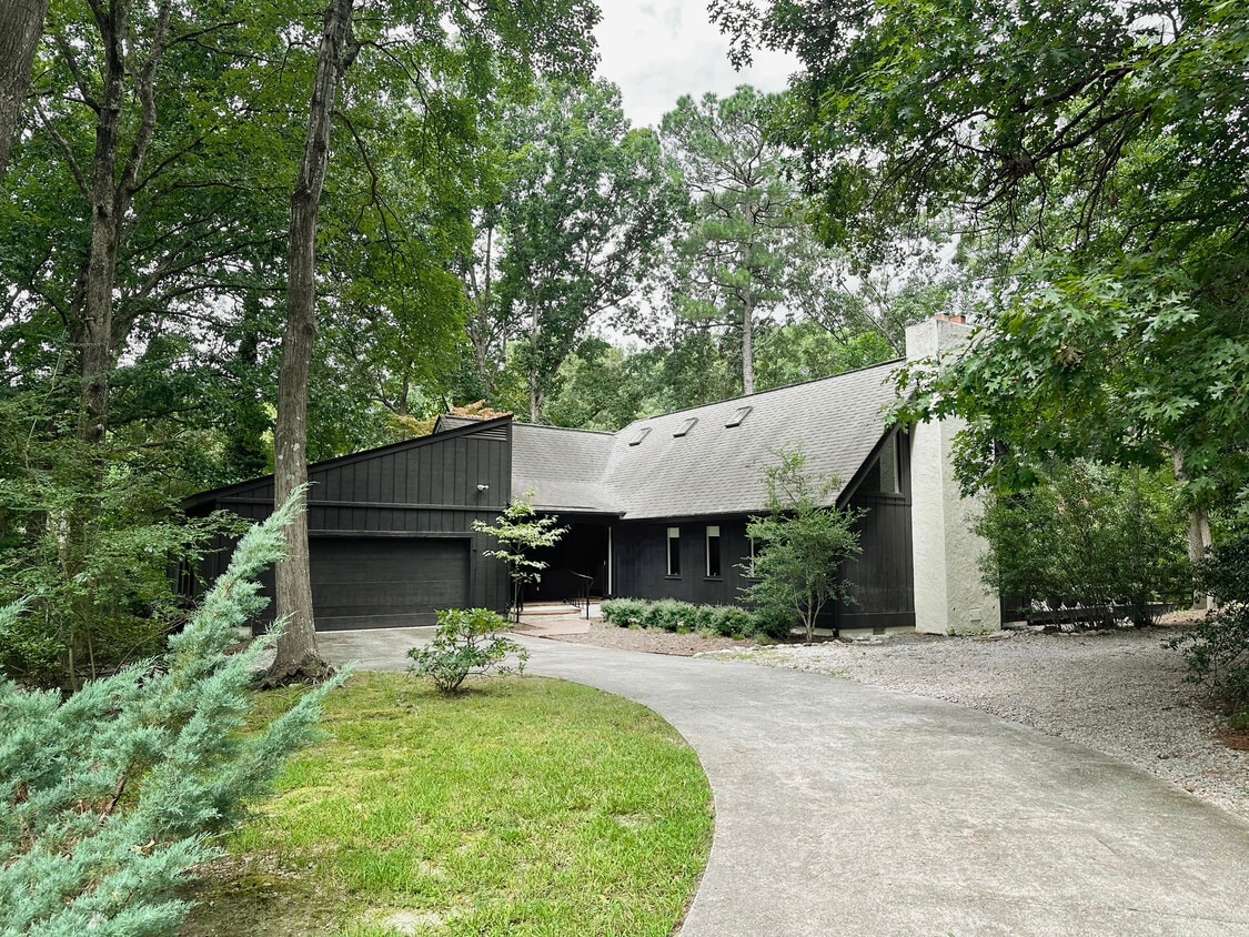 Front side of house - 4700 Joseph Michael Ct