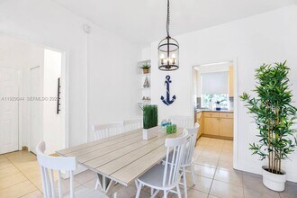 Building Photo - 301 86th St