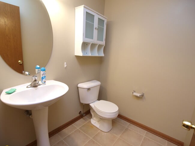 Building Photo - 8116 Bluestem Ave