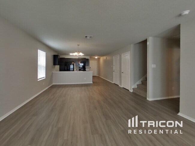 Building Photo - 421 Moonvine Way