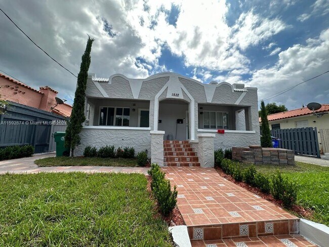 Foto del edificio - 1822 NW 4th St