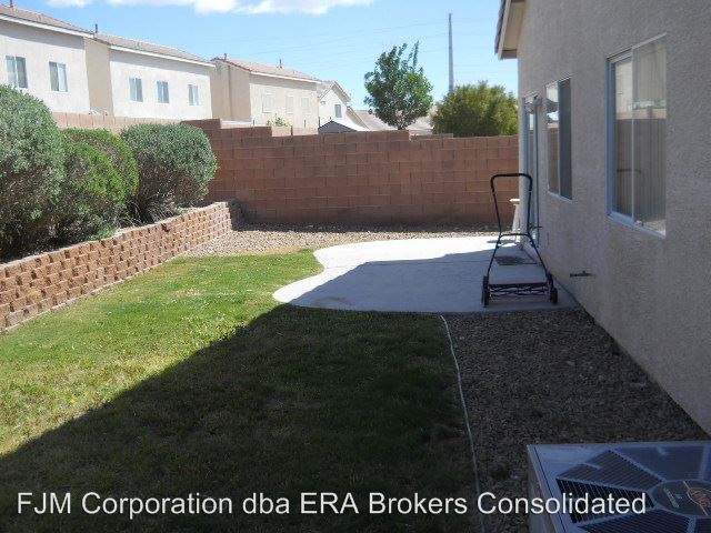 Foto del edificio - 6249 Highland Gardens Dr