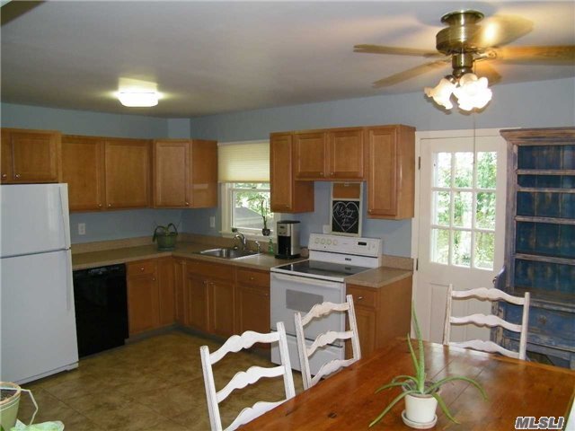 Foto del edificio - 69 Railroad St