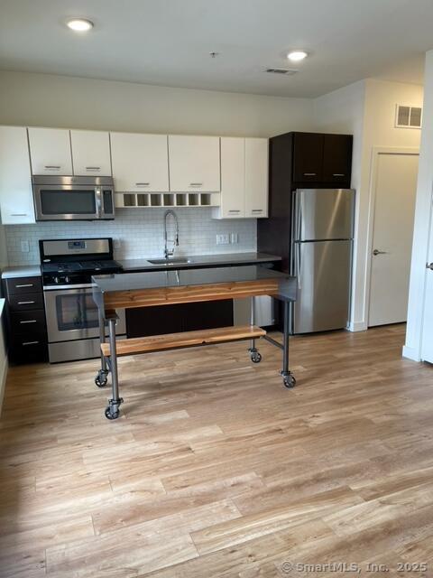 Foto principal - 1052 State St