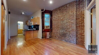 Building Photo - 1654 3rd Ave