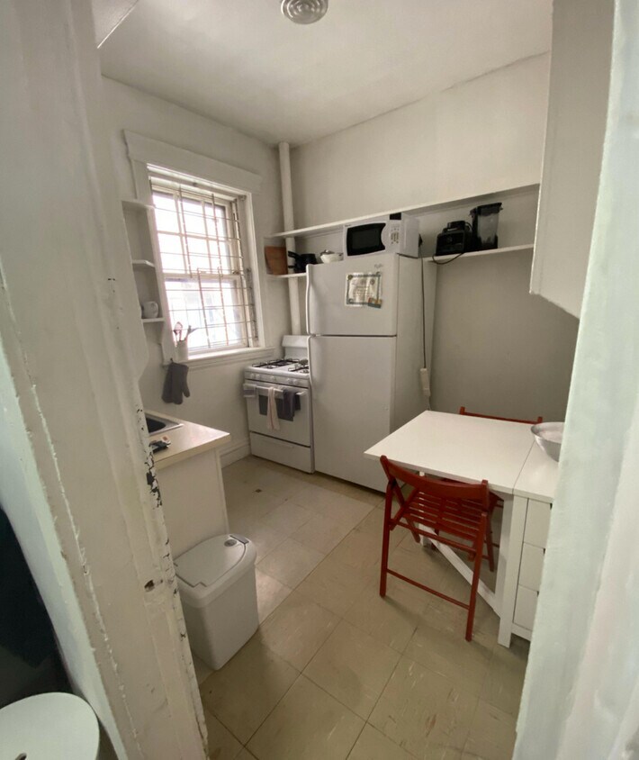 Primary Photo - 31 Queensberry St
