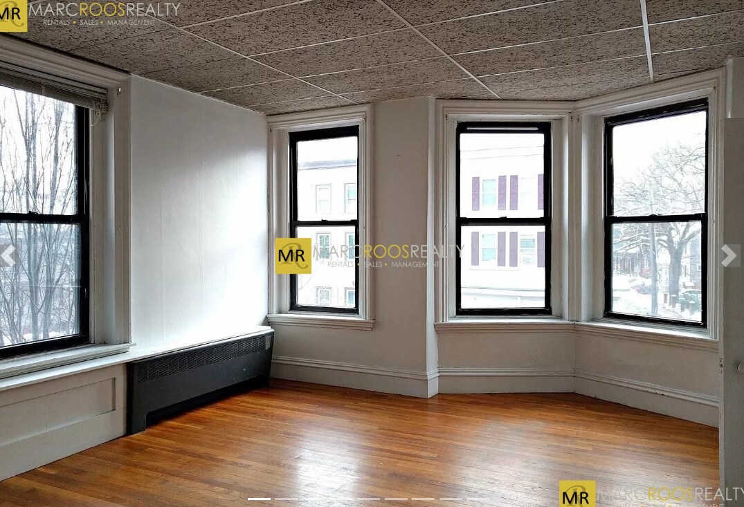 Primary Photo - 177 Harvard St