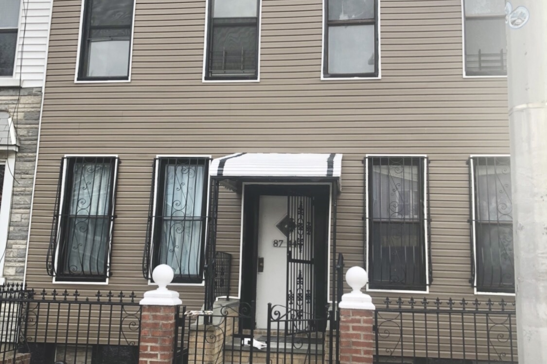 Primary Photo - 8744 124th St