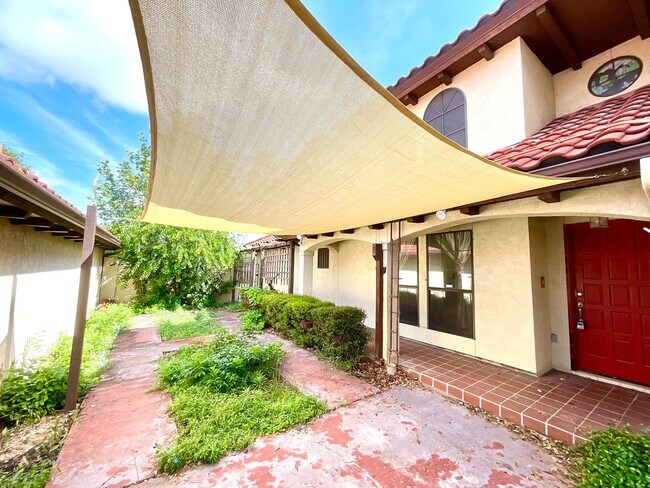 Building Photo - 7326 Putter Ln
