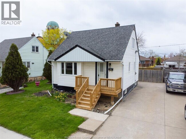 Building Photo - 1951 Larkin Rd