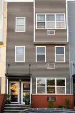 Building Photo - 1146 Essex St