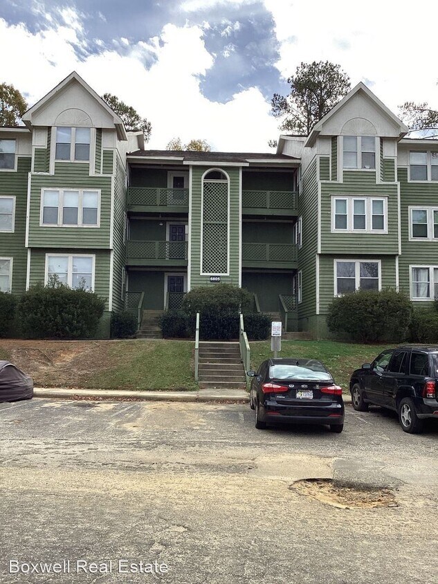 Foto principal - 2 br, 2 bath House - 6805-1 willow brook Dr.