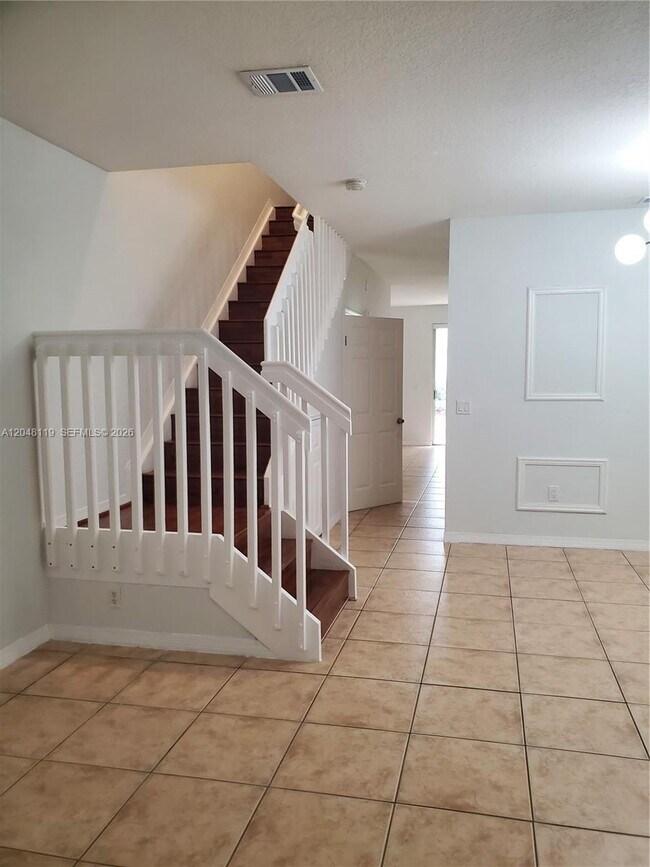 Building Photo - 7834 Catalina Cir