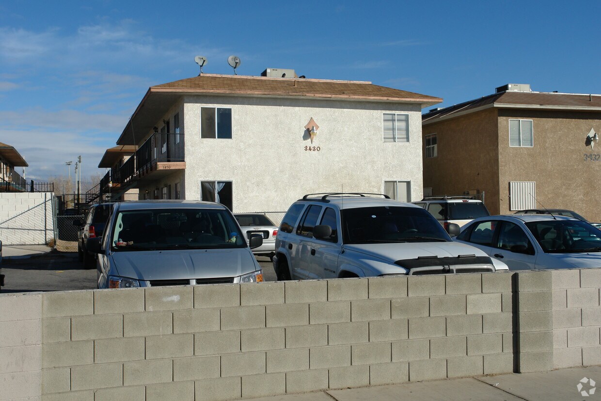 Building Photo - 3430 Aristos Ave