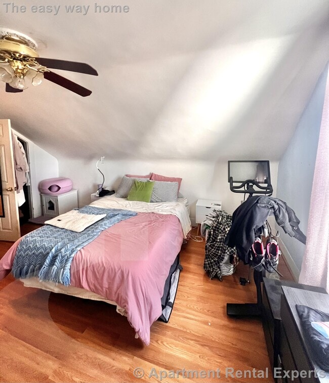 Building Photo - 282 Lowell St