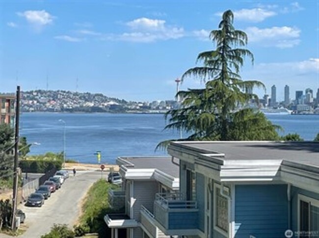 Foto del edificio - 3 Bd / 2.5 Ba Seattle Duplex