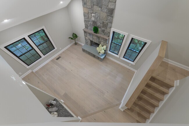 Building Photo - 29 Derby Ct