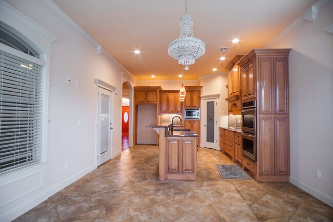 Foto del edificio - 800 SE Yale St