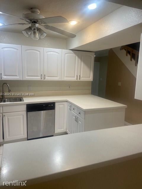 Building Photo - 3 br, 2.5 bath House - 8682 NW 40th St # 8682