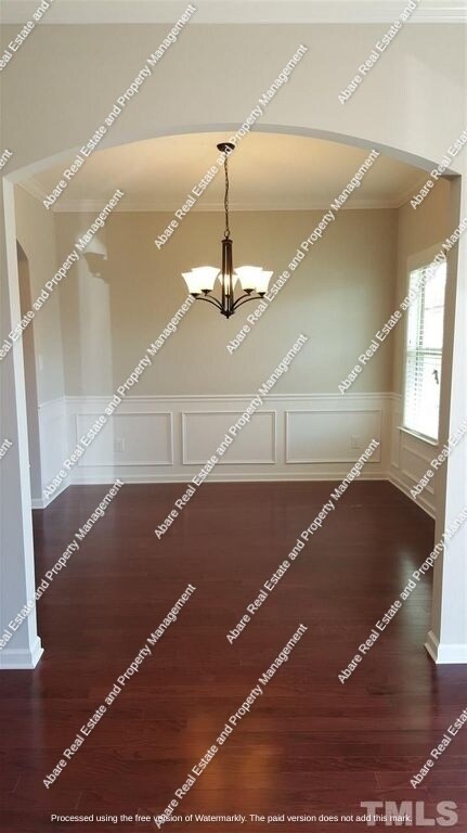Building Photo - 441 Excalibur Dr
