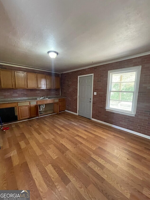 Foto del edificio - 108 Celia Dr