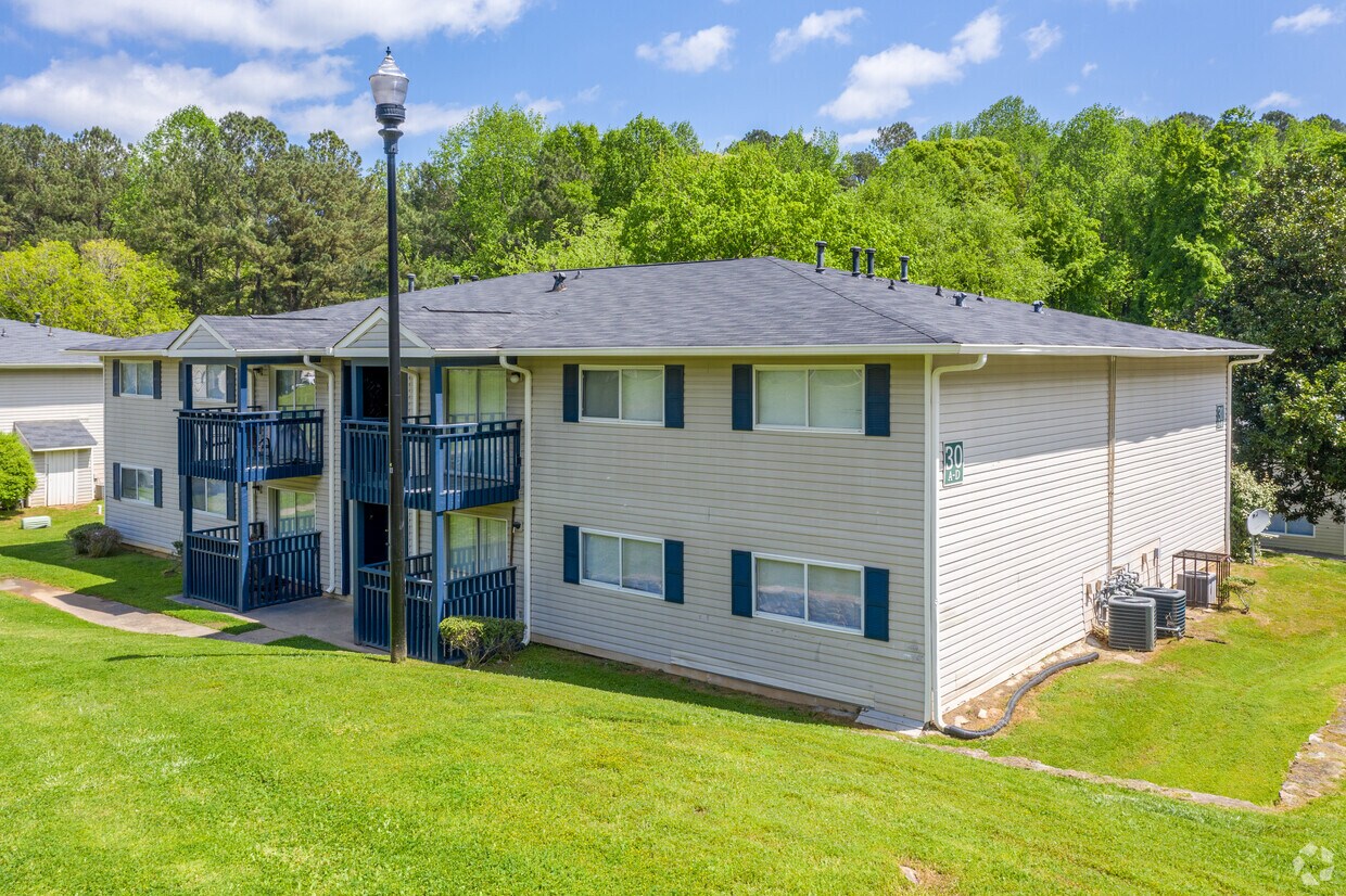 Hidden Village Apartments Atlanta, GA