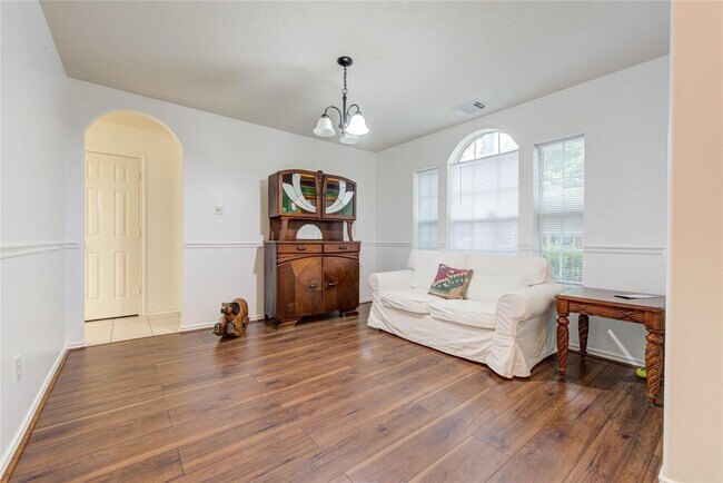 Foto del edificio - 3110 Lancefield Ct