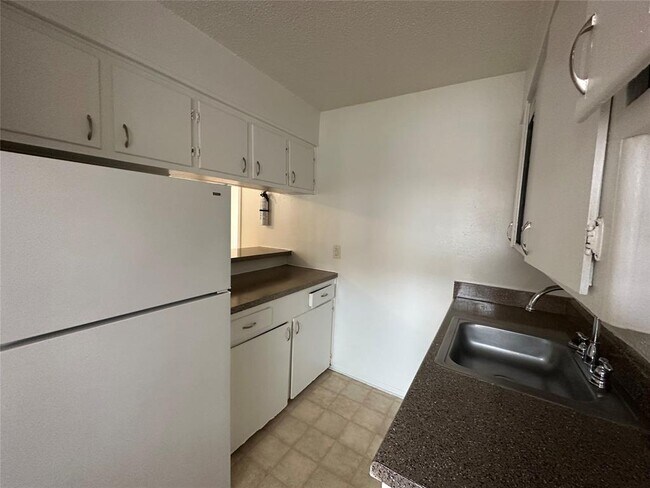 Foto del edificio - 4921 Crawford St