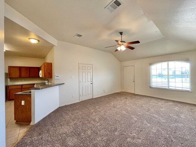 Building Photo - 1201 Cavalry Ln