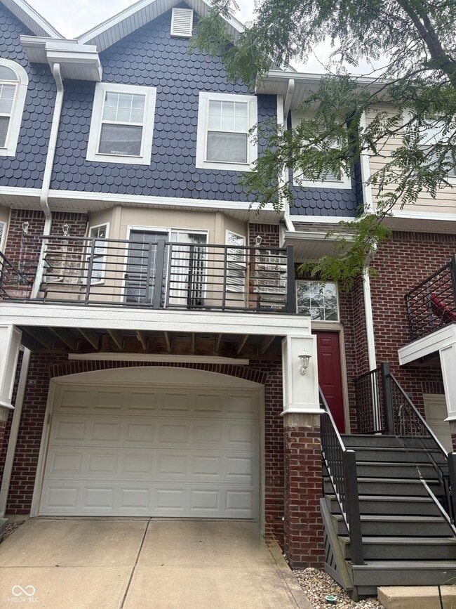 Building Photo - 1467 Oakhill Dr
