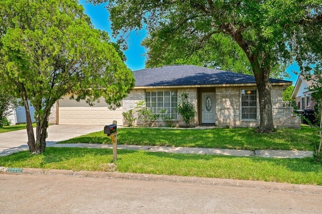 Building Photo - 10019 Overview Dr