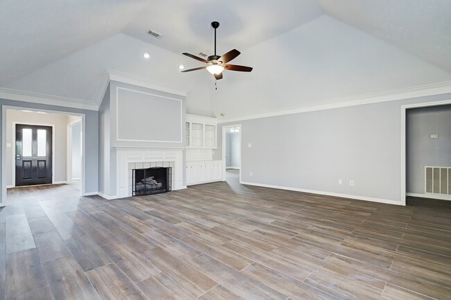 Building Photo - 7403 Manor Bridge Ct