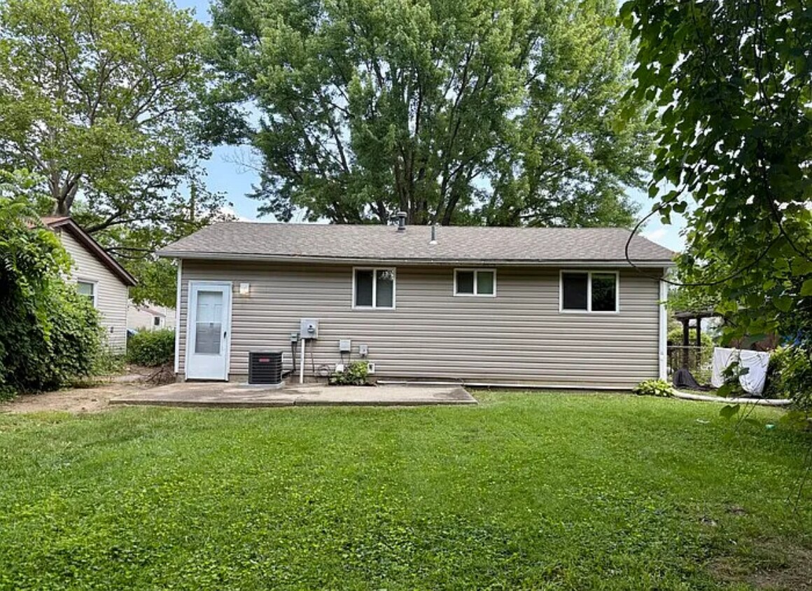 Foto principal - 3411 Clarkston Ave