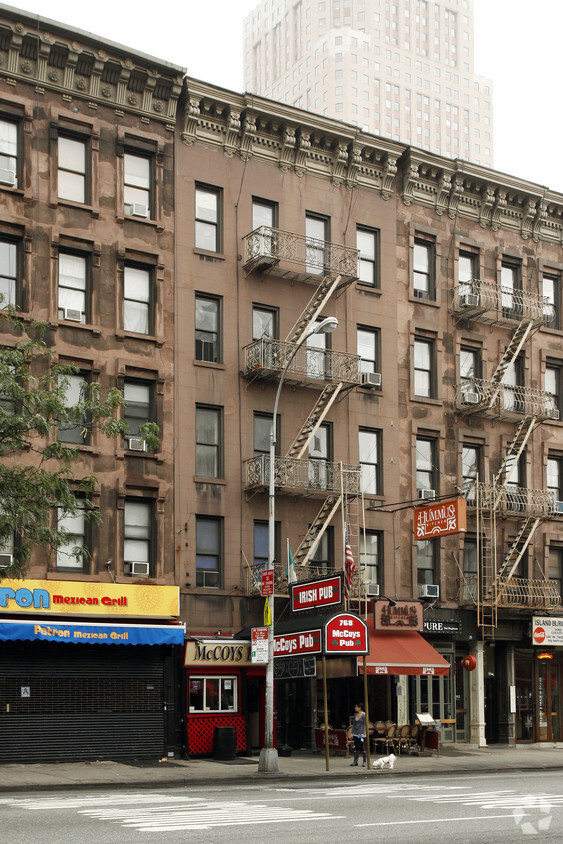 Primary Photo - 768 Ninth Ave