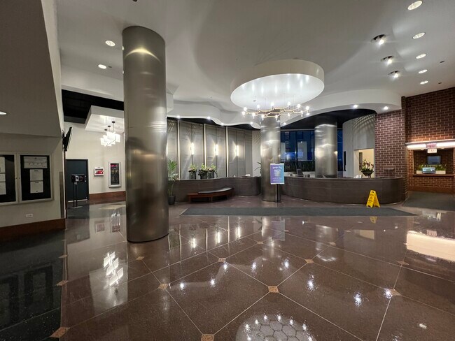 Foto del edificio - 3660 N Lake Shore Dr