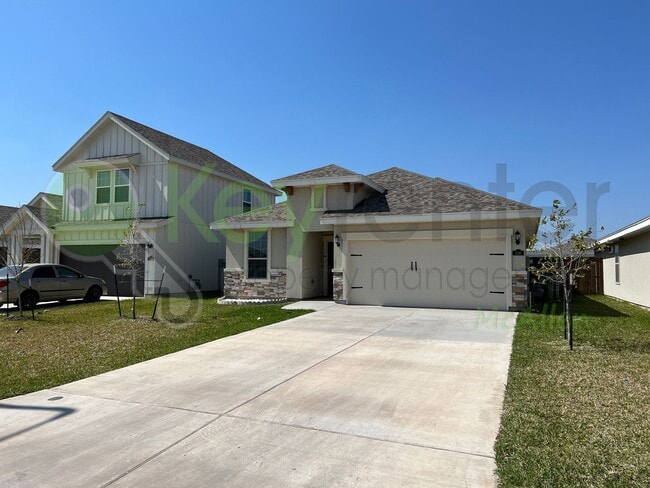 Foto del edificio - Beautiful Brand New  4bed/3 bath House in ...