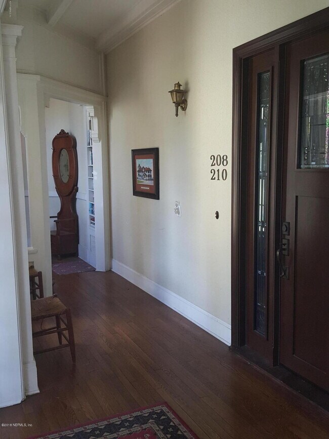 Foto del edificio - 216 St Johns Ave