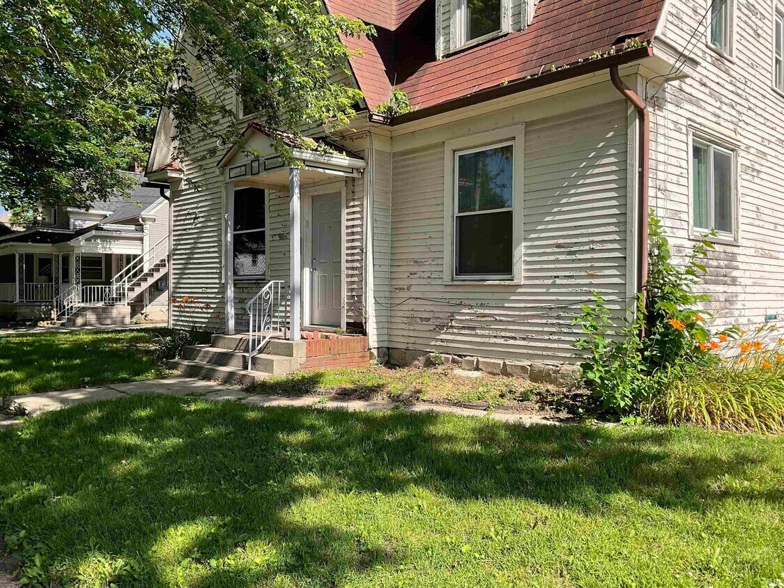Foto principal - 1135 Summit St