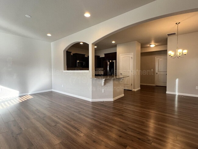 Building Photo - 2057 Birmingham Loop