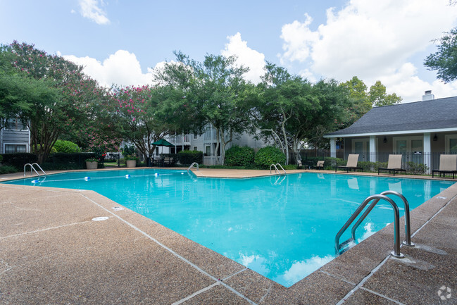 Swimming Pool 2 - Pier Landing